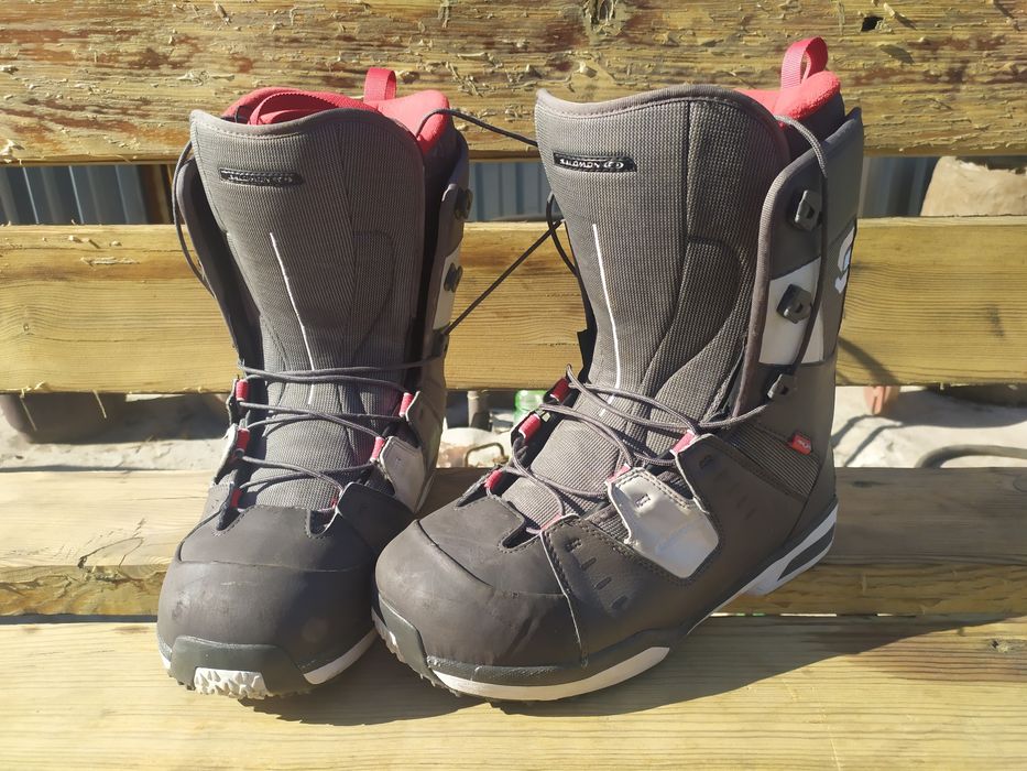 Сноуборд в хорошем состоянии