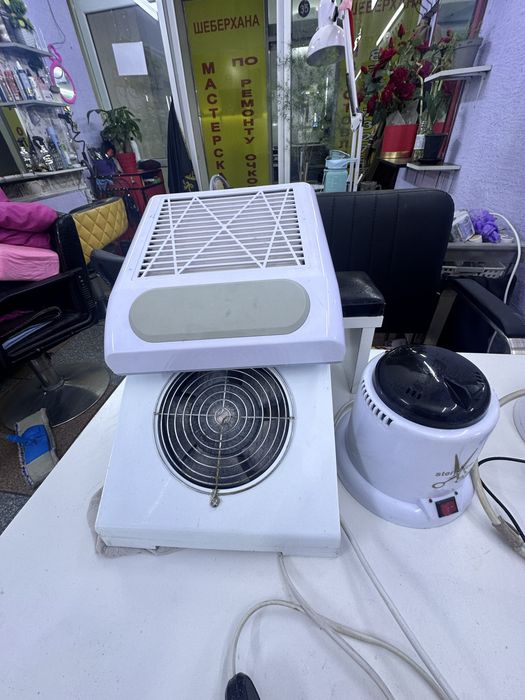 Продам пылесос для маникюра ! Срочно!