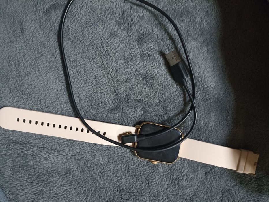 Смарт часы Yami i1