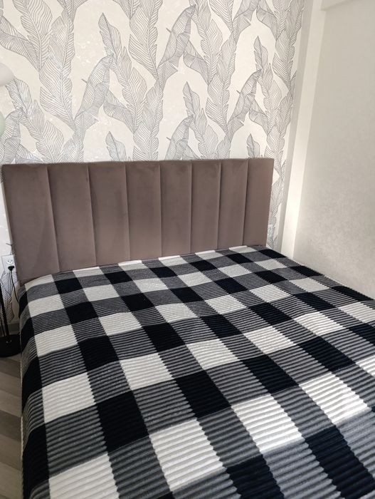 Двухспальная кровать