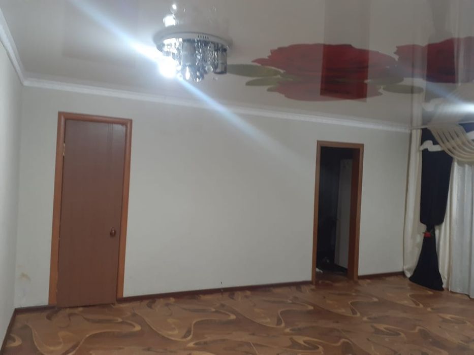 Продам  четырехкомнатную квартиру
