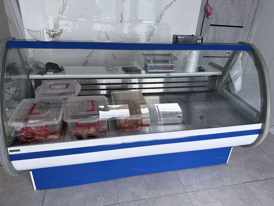 Продам витрины морозильник БУ