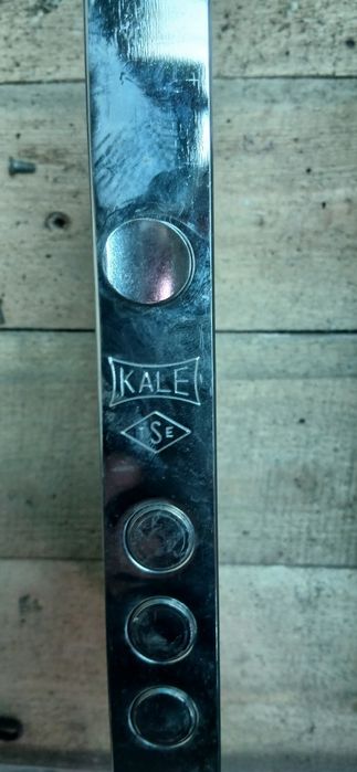 Замок дверной на выходнои дверь