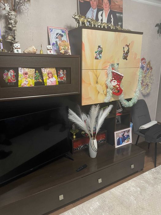 Продаю ТВ зону стенка !!!