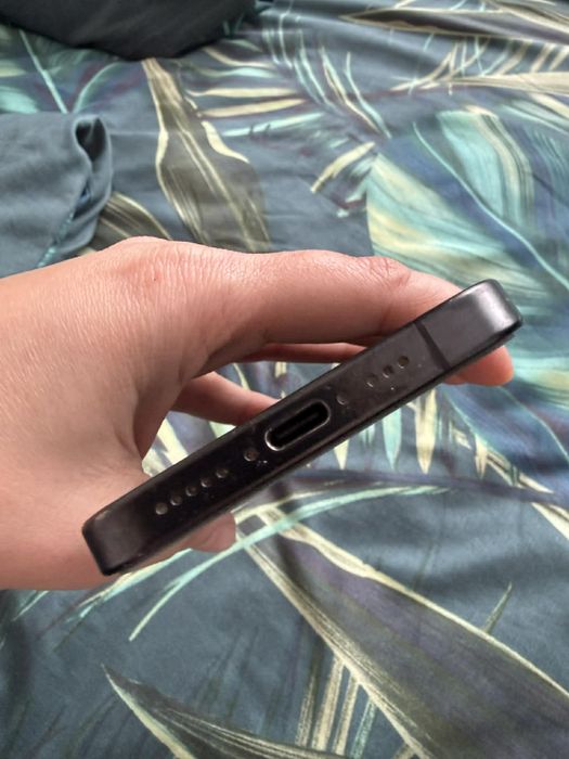 De vanzare iphone 15 pro