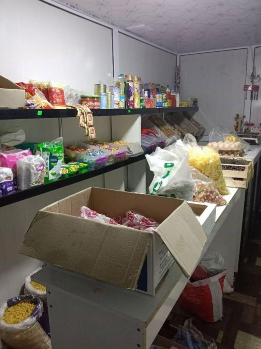 savdo butkasi  razmeri 2 ga 5 metr