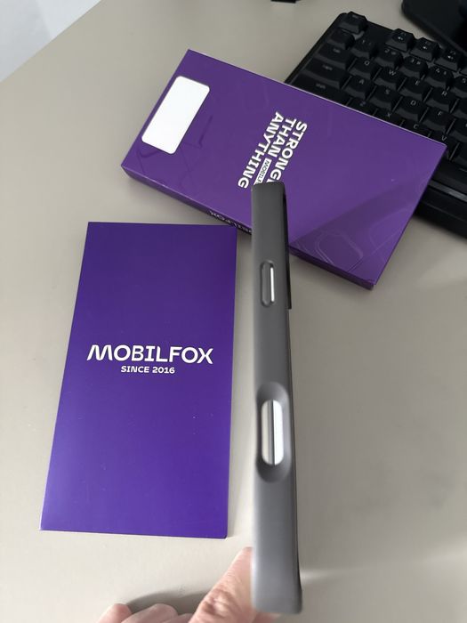 Valentine Day !Husa iphone 16 pro max noua !