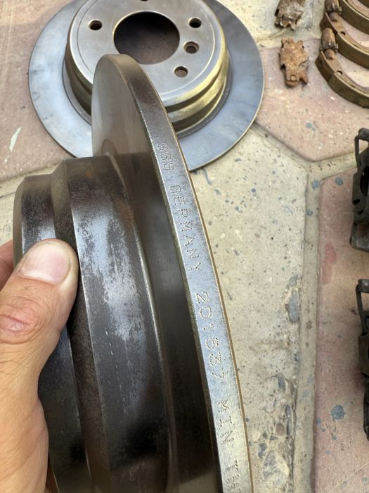 Задние тормозные диски на bmw e39