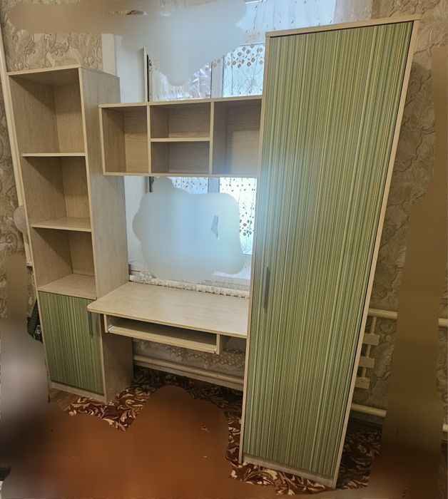 Продаётся шкаф уголок для школьника