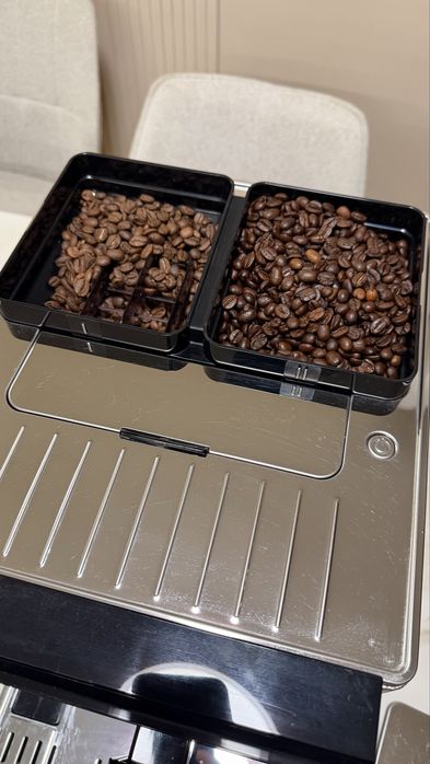 Кофемашина DeLonghi Maestosa