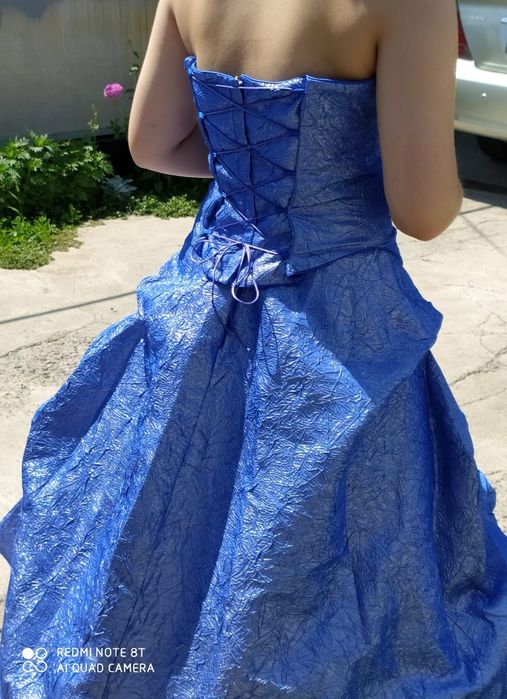 Вечернее бальное платье