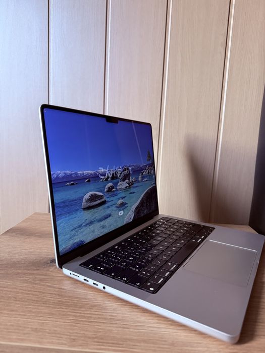 MacBook Pro 14” M1