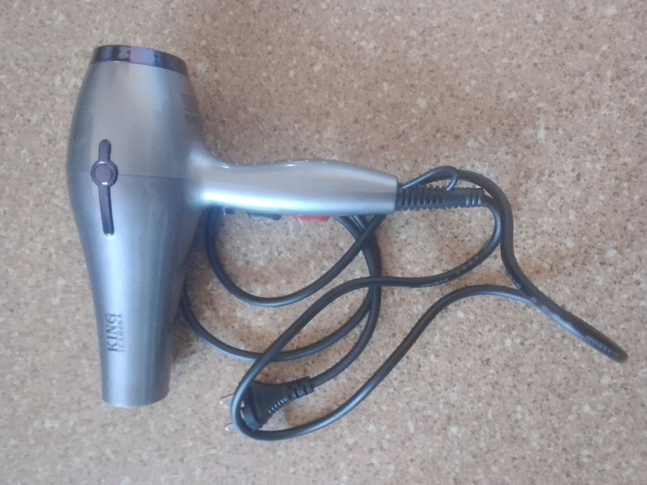 Срочно продам фен