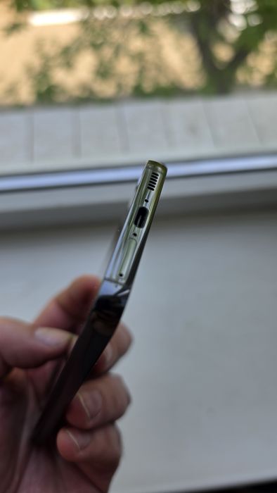 Смартфон Samsung Galaxy S23