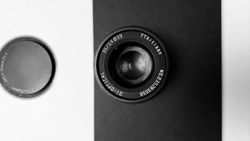 Объектив TTArtisan 35mm f/1.4