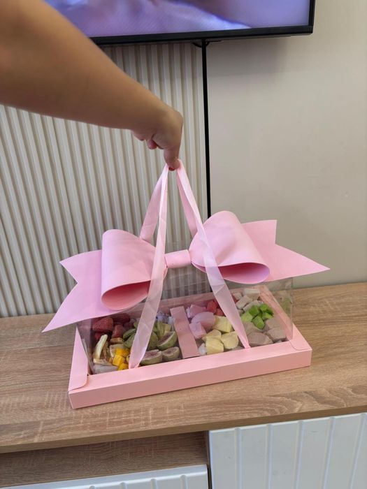 Субдимированные фрукт и морожоное