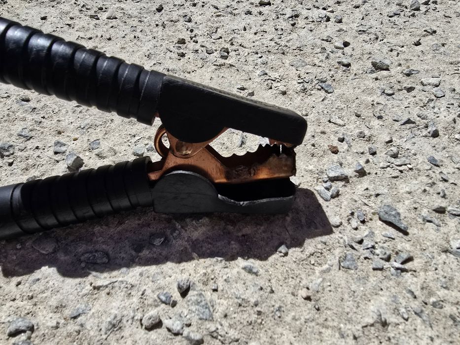 Robot pornire 12/24 V 1400 - 700 A