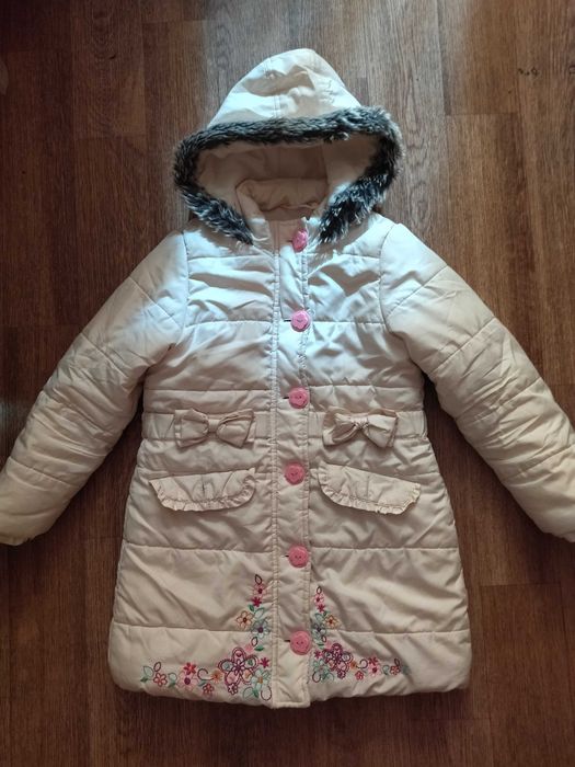 Куртка на весну 5-6 лет