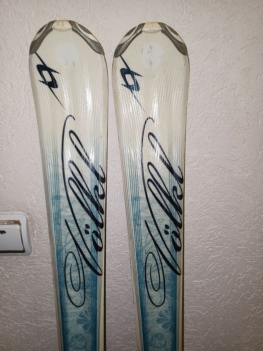 Продавам дамски ски Volkl 154 см.