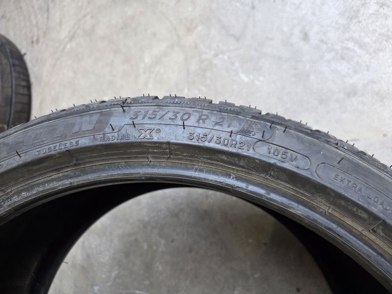 315/30/21//275/35/21 MICHELIN
