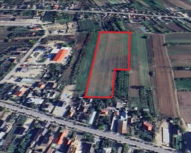 Teren intravilan de vânzare