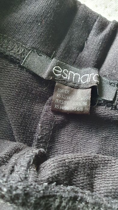 Lot pantaloni scurți