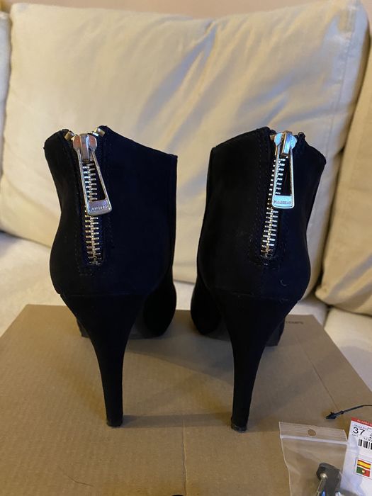 Обувки Pull and Bear 37