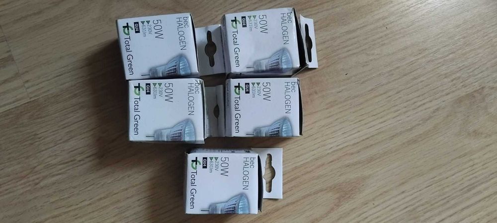 Set 5 becuri halogen 50w Total Green