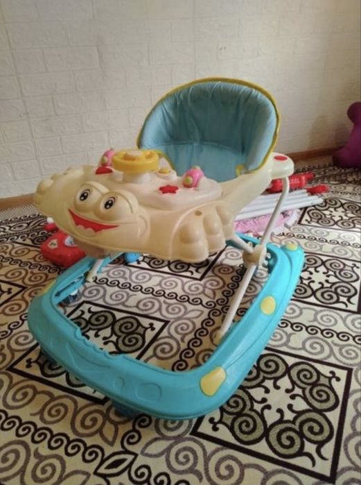 Ходунок для малышей