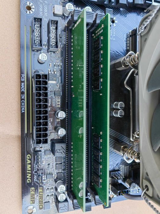 KIT Placa de baza Gigabyte GA-Z270-Gaming K3 + i5-7400 + 16 GB RAM DDR4 + Cooler