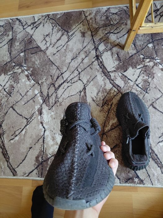 Обувки Yeezy 350