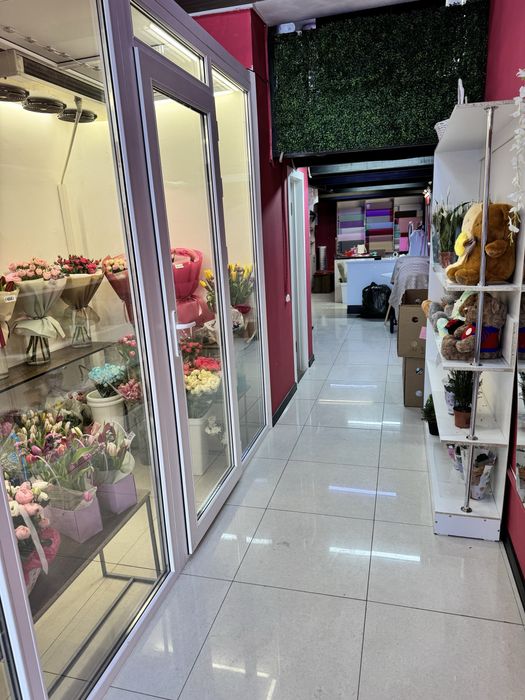 Продается Цветочный магазин