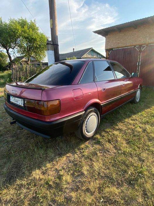 Продам Ауди 80 б3