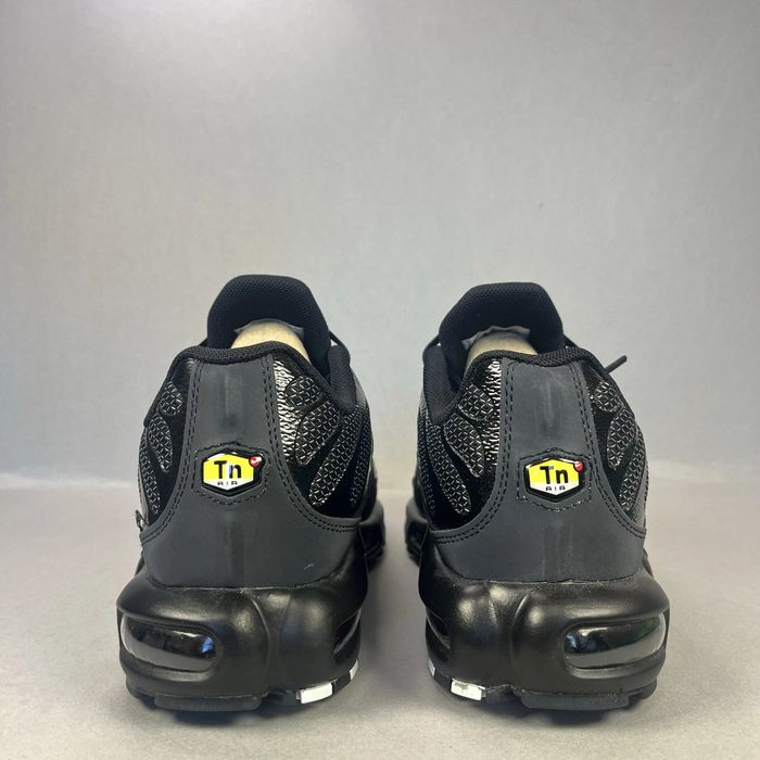 Nike Air Max Plus TN “Chrome Metallic Silver” - НОВА НАЛИЧНОСТ!