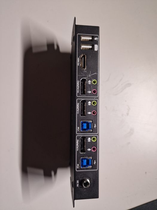 KVM Delock 11482 Display Port 1.4
