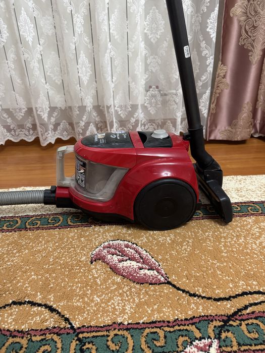 Продам пылесос в хорооем состянии