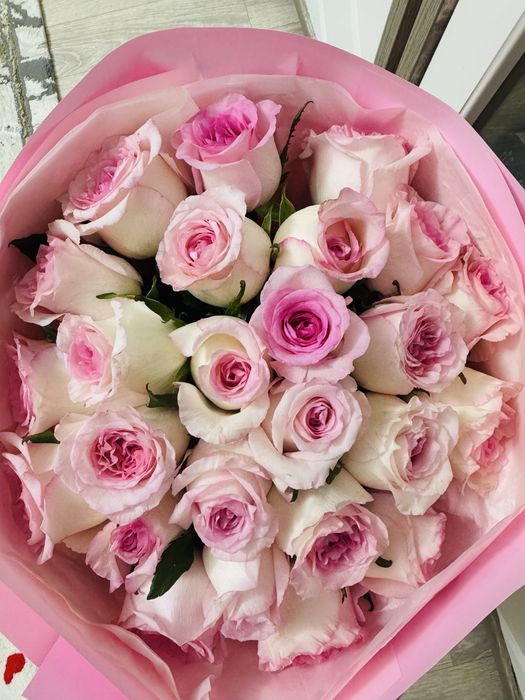 Цветы сегодняшня 25 штуков