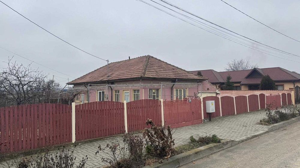 Vand casa batraneasca(locuibila) - sat Potoceni , com Maracineni - Buzau