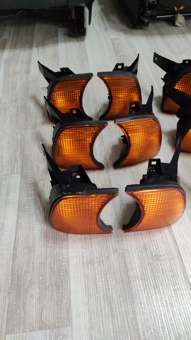 Поворотники БМВ е34