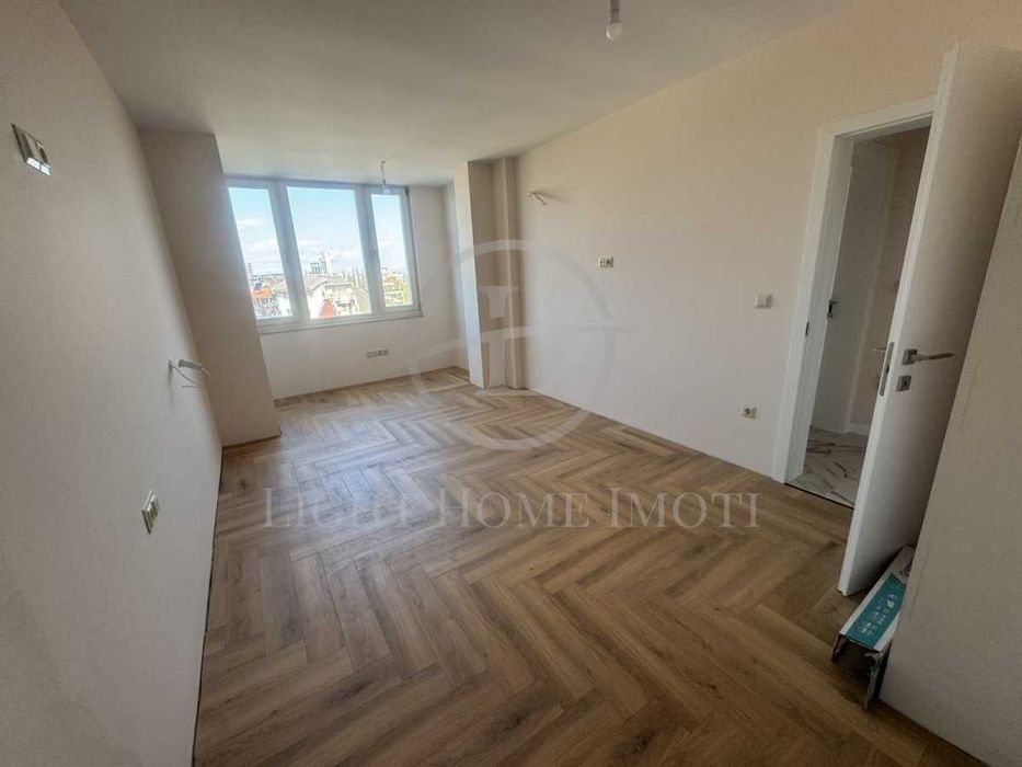 Продава се Тристаен апартамент в Пловдив, Център - 160 кв.м за 1675 €/кв.м - Снимка #6