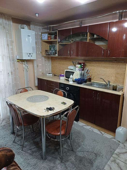 Vând apartament cu 2 camere