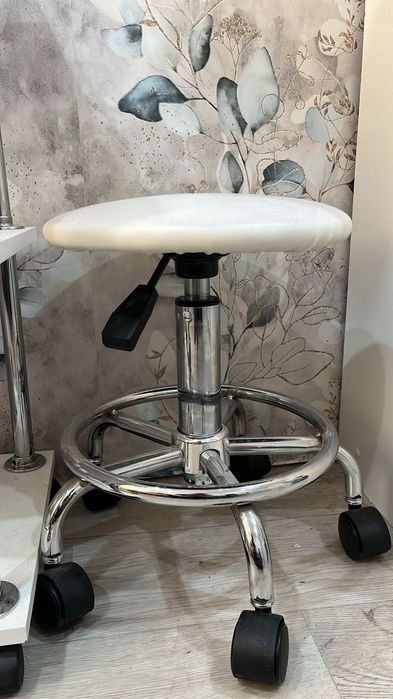 Продам педикюрное кресло