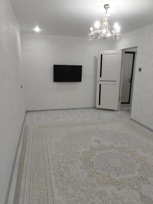 Жастық 41үйден  2 бөлмелі пәтер сатыл