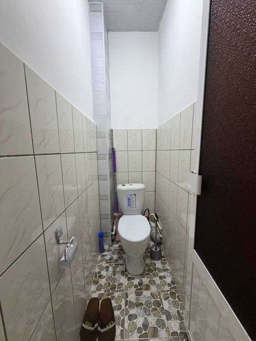 Продаётся 3х комн квартира на 2 этаже Ор-р 6 микрорайон Лавита