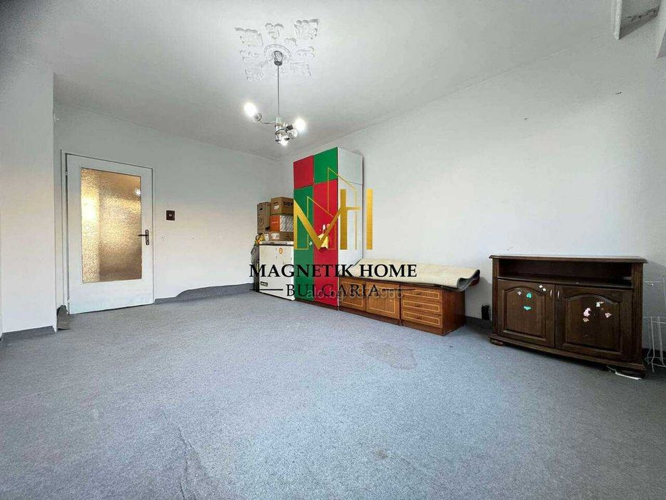 Приветлив ЧЕТИРИСТАЕН апартамент с ТОПЛА ВОДА до парка в ж.к. Изгрев