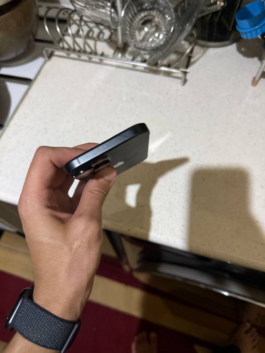 Срочно iphone 15