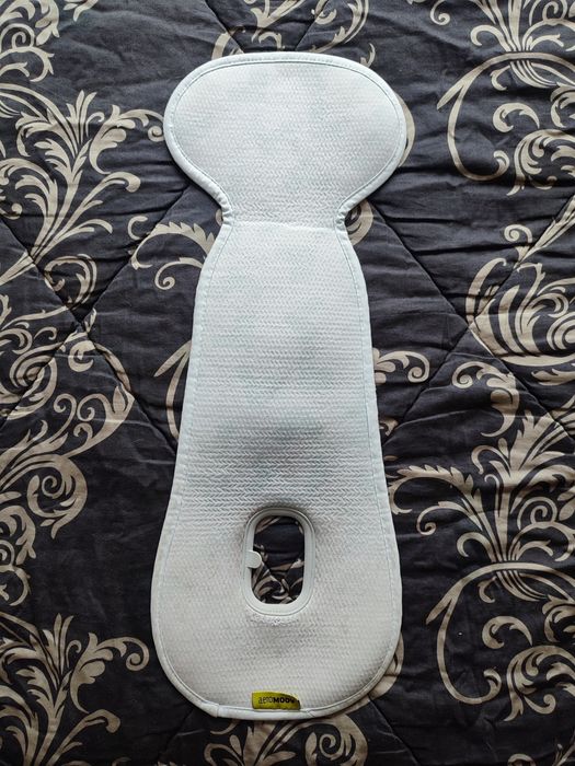 Aeromoov подложка за седалка