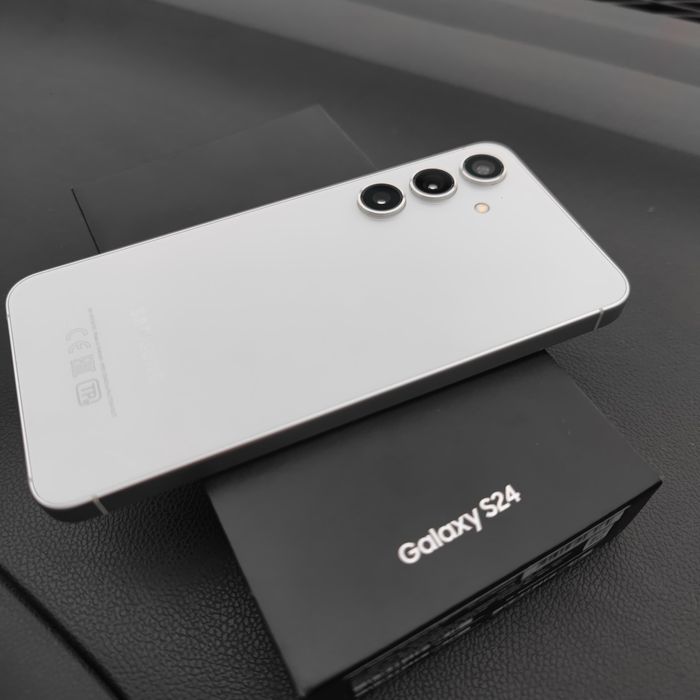 Как новое Samsung S24