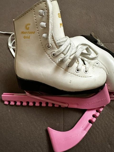 Коньки полу профессиональные