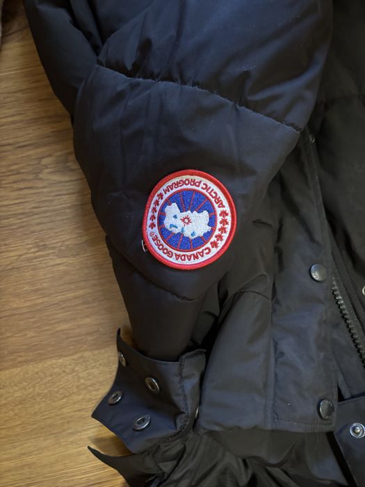 Яке на Canada Goose размер L